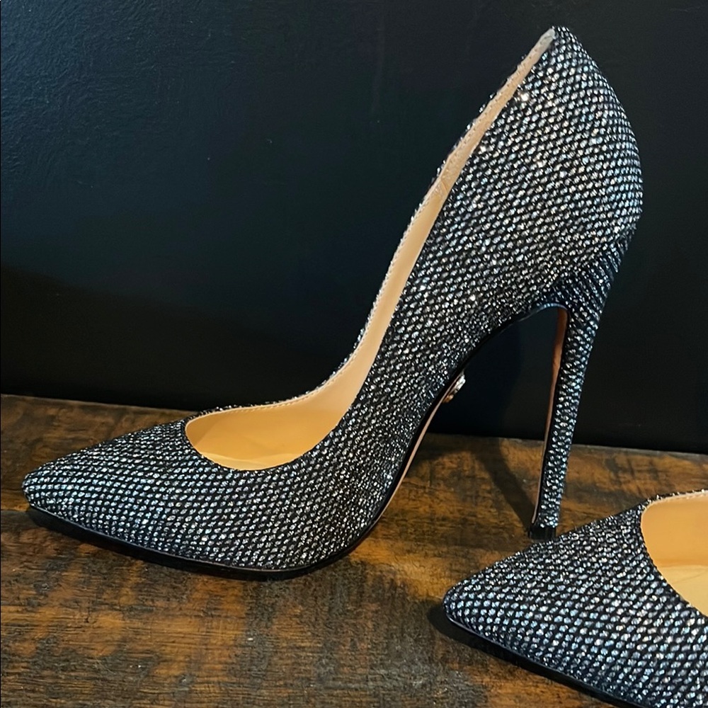 Elegant Black and Silver Women's Heels - Size 7 - Picture 6 of 12